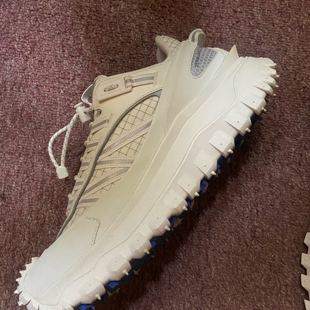 Moncler Cream - moncler trailgrip gtx sneakers
